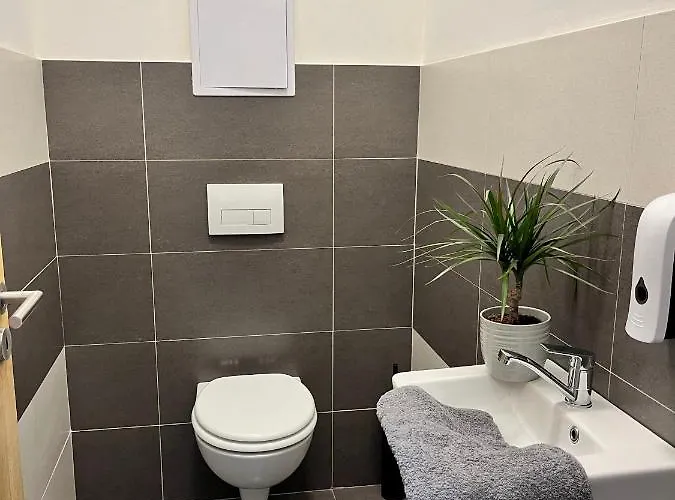 Aviatik Apartmany-cerny Dul * Черный Дул